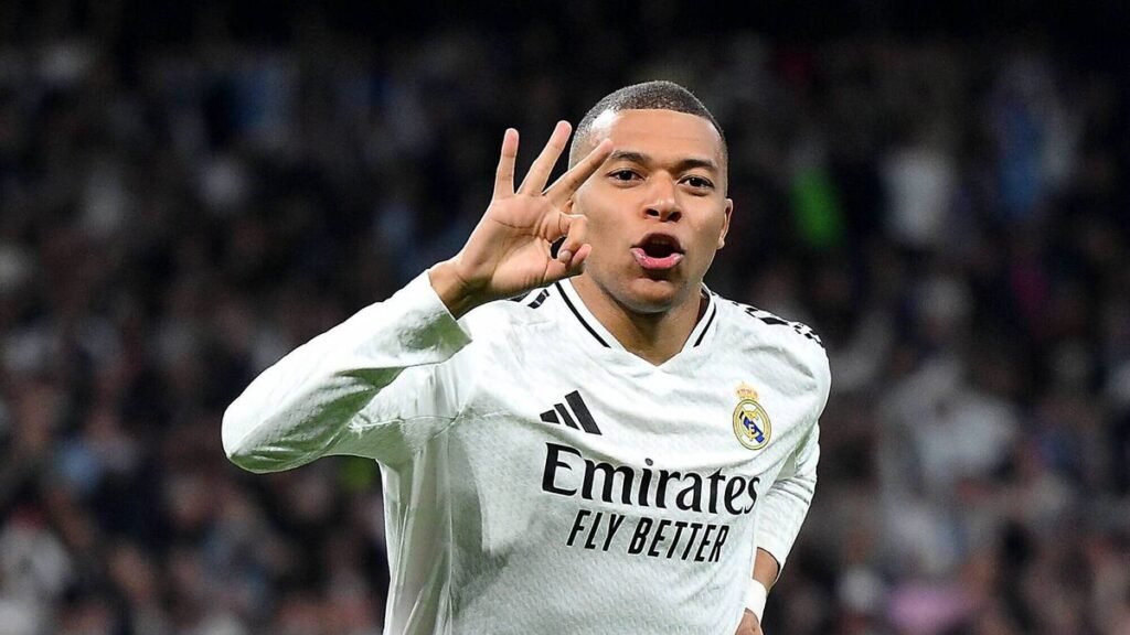 Real Madrid C.F. v Manchester City - UEFA Champions League 2024/25 League Knockout Play-off Second Leg