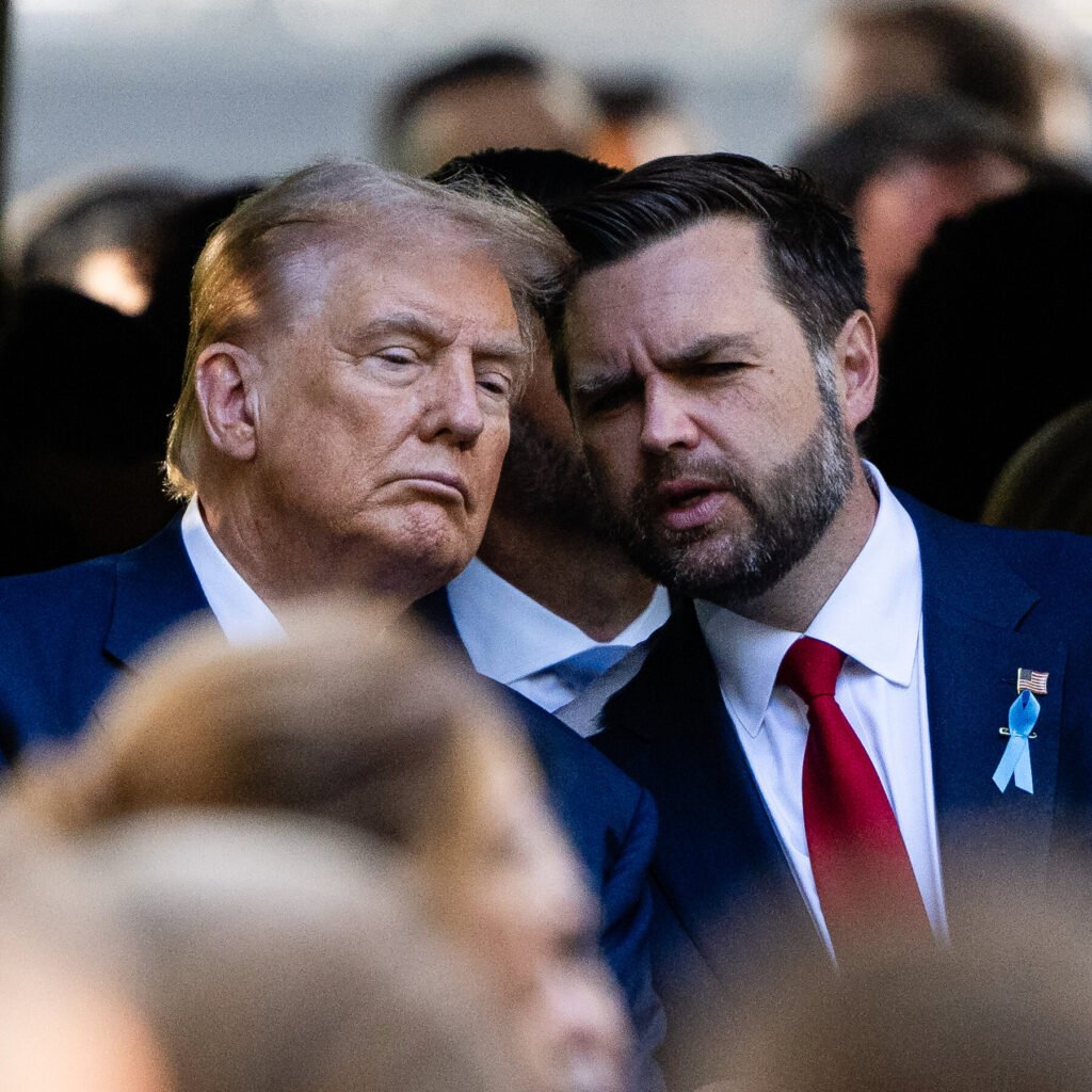 29pol-trump-vance-topart-zfhj-mediumSquareAt3X