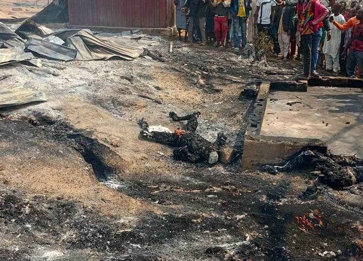 niger-tanker-fire-744x536